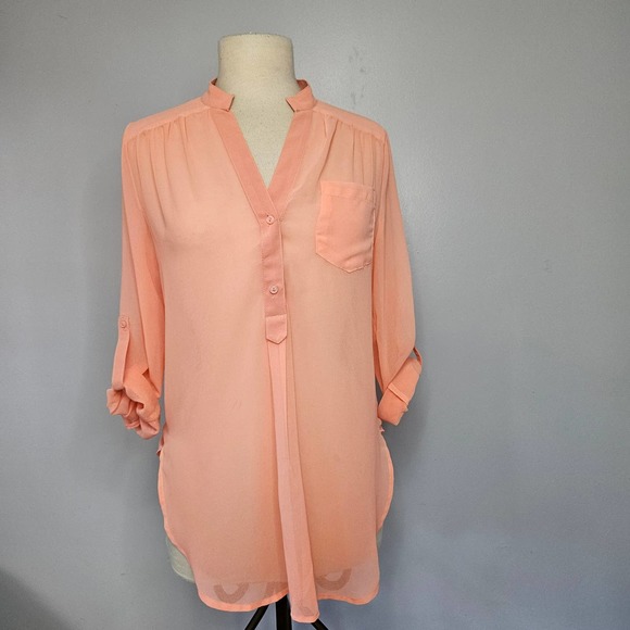 Sheer button-up NWT Francesca's Collections Size S - Picture 3 of 16